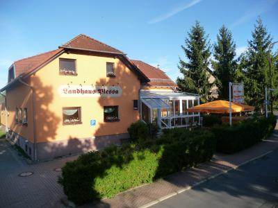 Zur Futterkrippe Logo