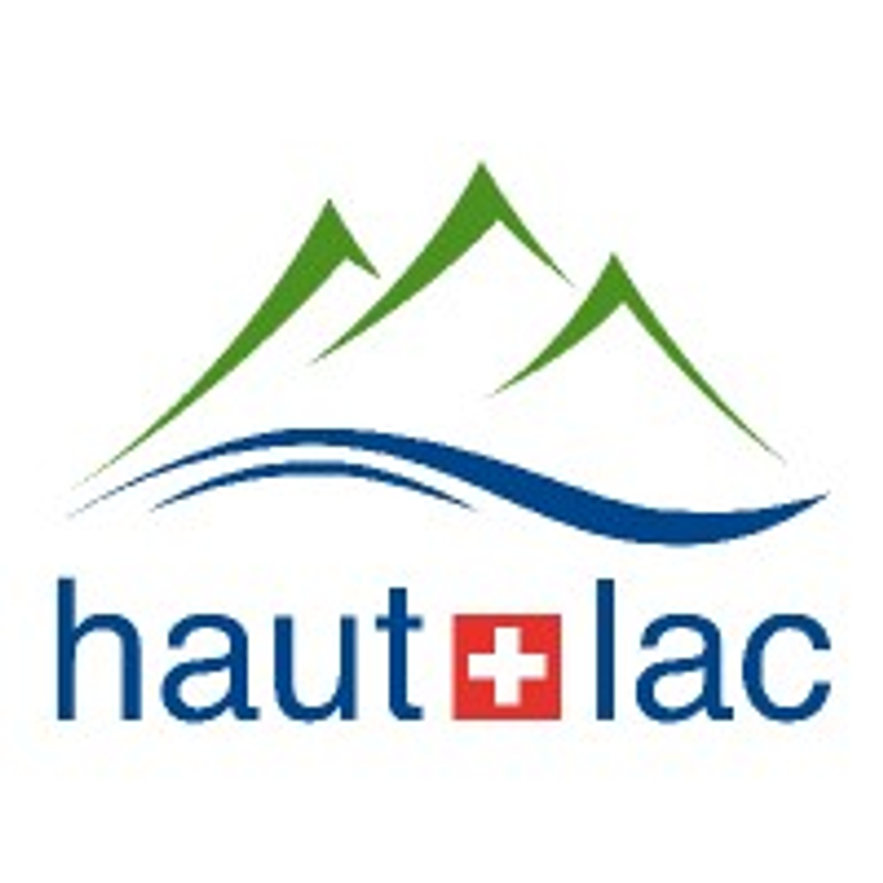 Haut-Lac International Bilingual School Logo