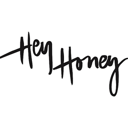 heyhoneyyoga.com Logo