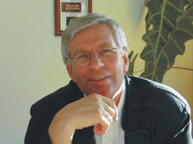 Huber Karlheinz Zahntechnikermeister Logo