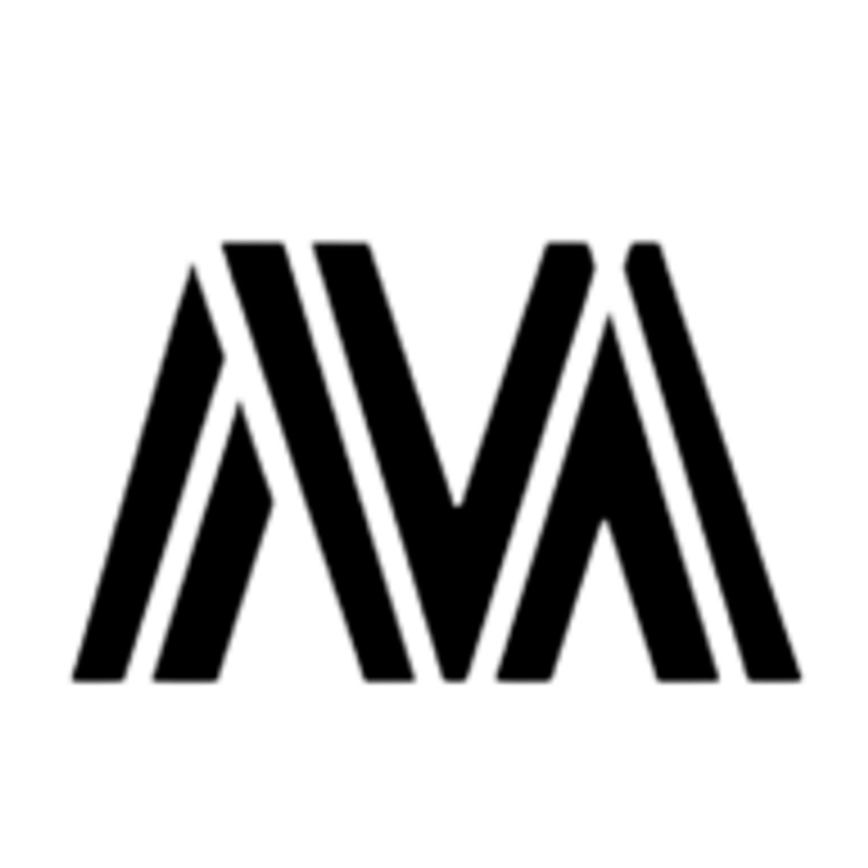 Julian Mahnken Logo