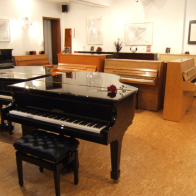 Klavier Atelier Kamm Neu- und Gebrauchtinstrumente Stimmungen und Reparaturen Logo