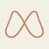 MOM JOURNEY Logo