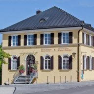 Strodtkötter Immobilien im Gelben Haus Logo