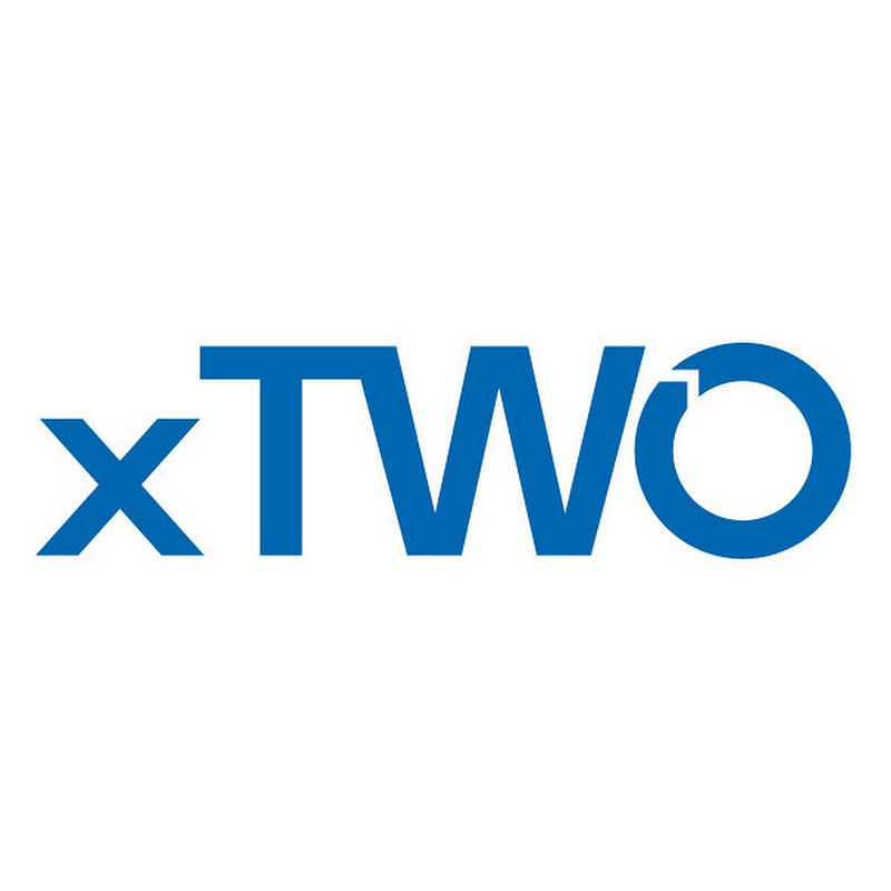 xTWO Logo