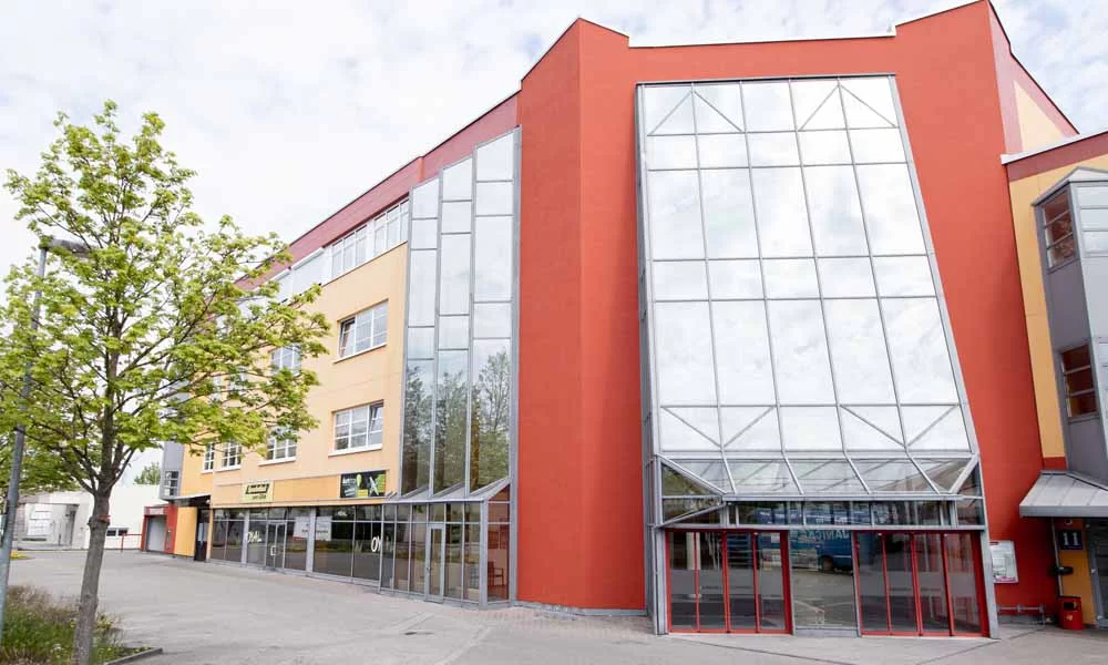 ZAR Erding GmbH & Co. KG Logo